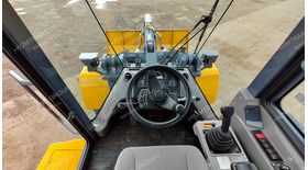 Фронтальный погрузчик XCMG ZL40RU